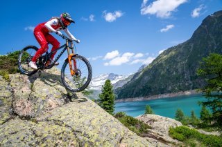 Camille Balanche, spécialiste de descente et ambassadrice de Valais 2025